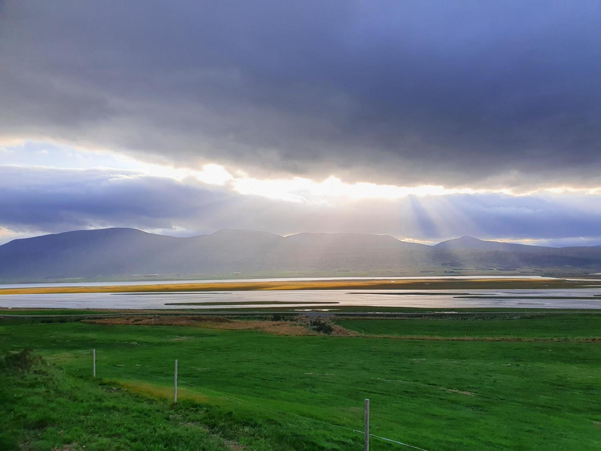 Helluland Guesthouse Saudarkrokur Dış mekan fotoğraf